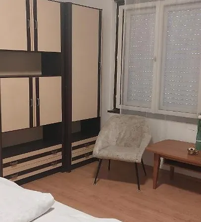 Appartamento Bluebird Apartman